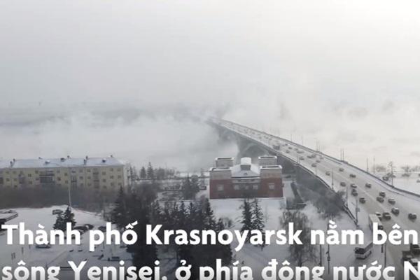 Nhật Bản chìm trong bão tuyết-1