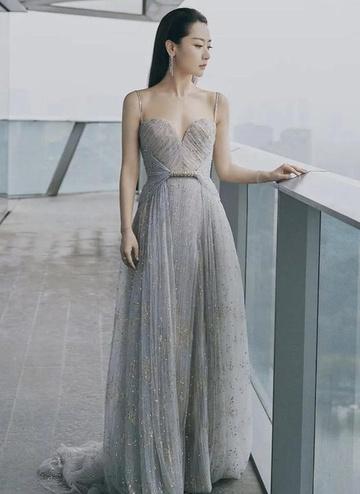 Chiêu trò đằng sau váy áo của mỹ nhân Trung Quốc-3