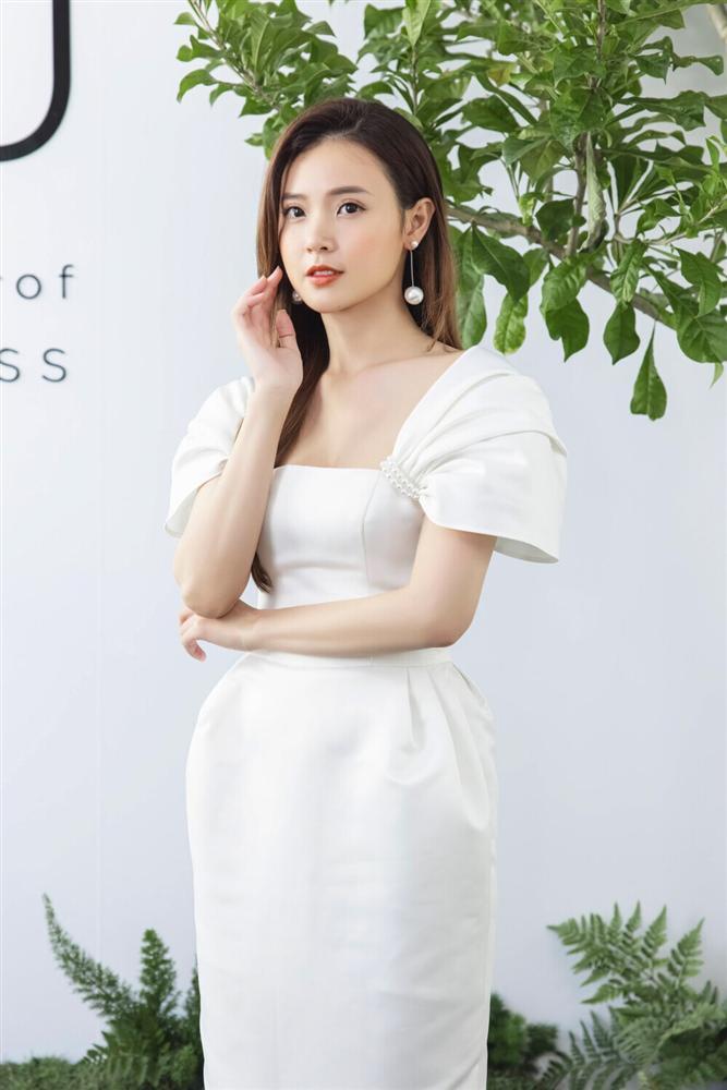 Bị so sánh nhan sắc với Midu, Ngân Khánh đáp trả cực khôn khéo-5