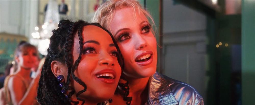 Những cảnh nóng ám ảnh, phá hủy cả một đời nữ chính-9