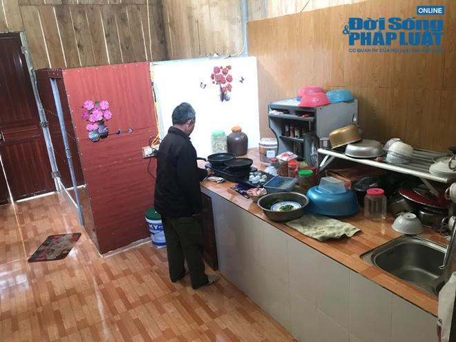 Căn nhà sàn đơn sơ của bố mẹ chồng cô dâu Thu Sao ở quê nhà-10