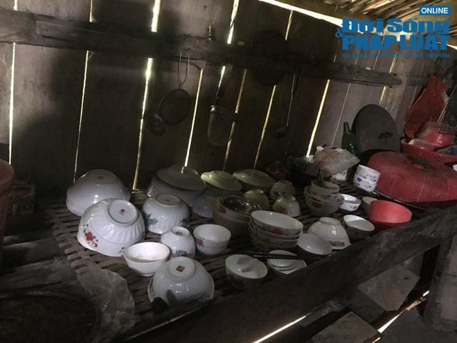 Căn nhà sàn đơn sơ của bố mẹ chồng cô dâu Thu Sao ở quê nhà-7