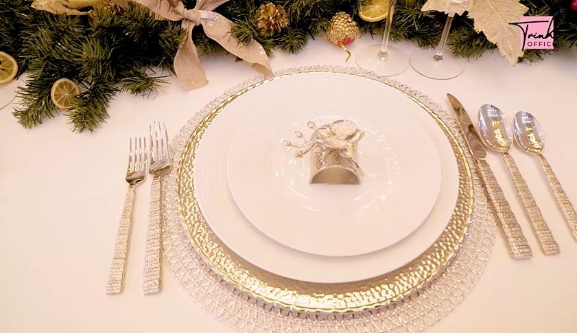 Giúp việc bĩu môi Ngọc Trinh: Không làm được gì mà suốt ngày chê-7