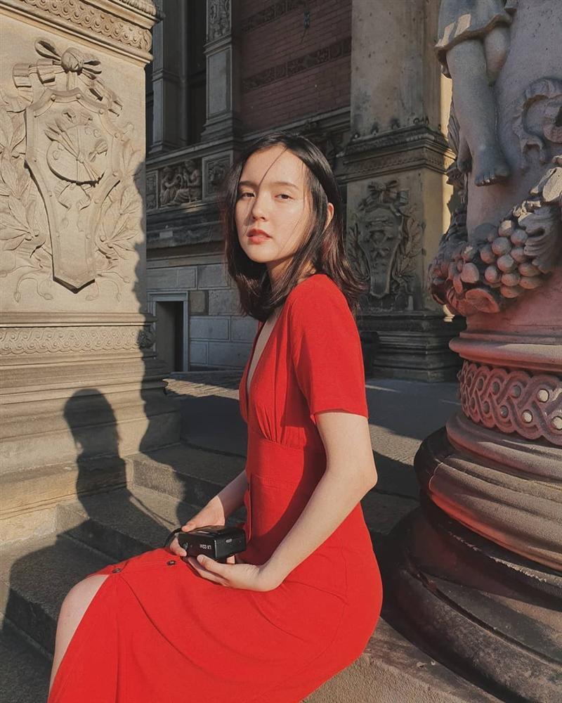 Nhan sắc đẹp không góc chết của nàng thơ khiến Sơn Tùng say mê trong MV mới-11