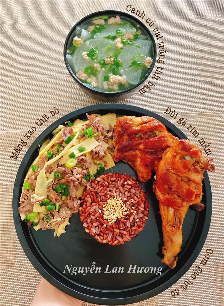 9x xinh đẹp khoe thực đơn ăn kiêng đẹp mắt, không thua kém gì nhà hàng sang trọng-3