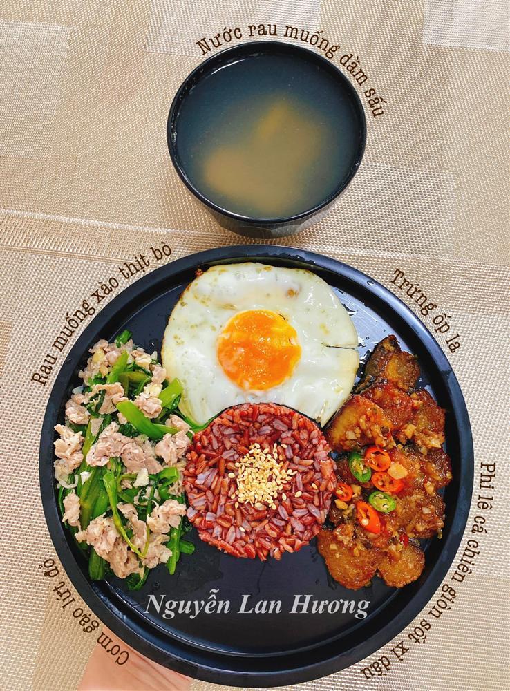 9x xinh đẹp khoe thực đơn ăn kiêng đẹp mắt, không thua kém gì nhà hàng sang trọng-5