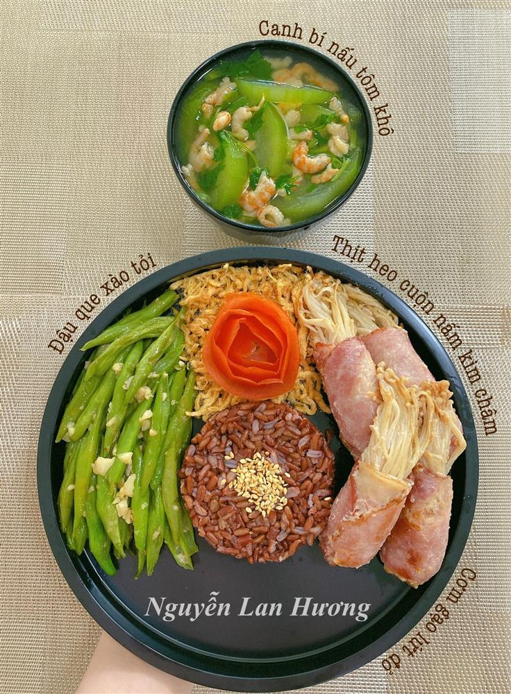 9x xinh đẹp khoe thực đơn ăn kiêng đẹp mắt, không thua kém gì nhà hàng sang trọng-7