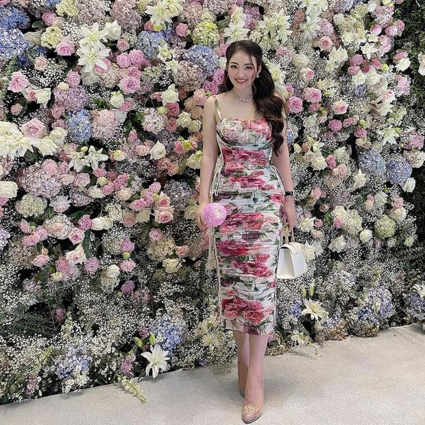 Cô dâu 200 cây vàng ở Nam Định lộ nhan sắc thật qua ảnh được tag-5