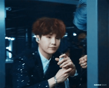 Điểm qua những khoảnh khắc cute hột me của cặp đôi MinMin nhà BTS-2