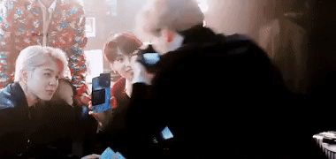 Điểm qua những khoảnh khắc cute hột me của cặp đôi MinMin nhà BTS-10