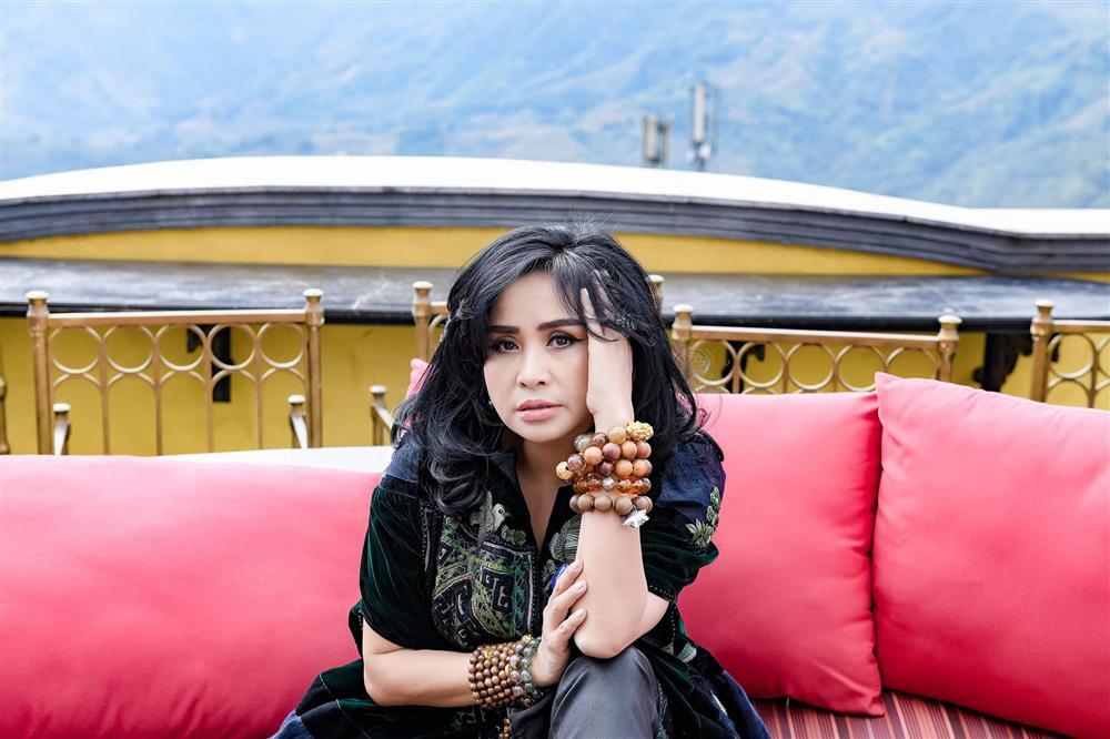 Diva Thanh Lam phản ứng gắt khi bị chê phụ kiện kém sang-1