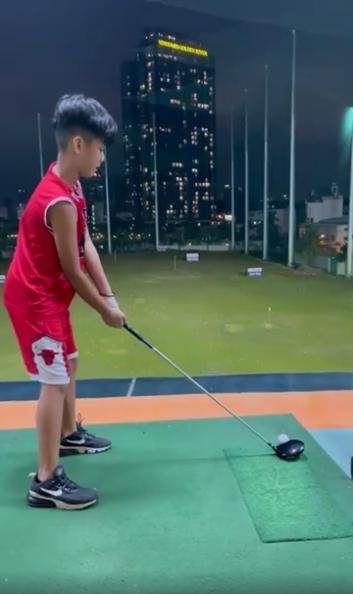 Chồng cũ làm gì khi Lệ Quyên liên tục lộ bằng chứng yêu đương trai trẻ?-9