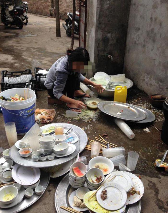 Trong ngày ra mắt bị bắt rửa bát, cô gái tuyên bố muốn làm chủ cuộc chơi và cái kết-2