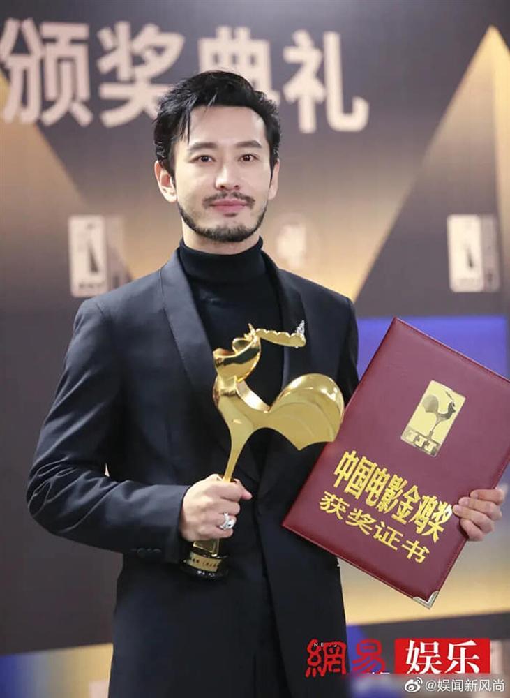 Giảm một phát 10kg, Huỳnh Hiểu Minh gây chấn động vì nhan sắc nam thần-7