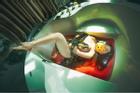 Nữ sinh ngực khủng Hải Dương gây xôn xao ảnh khỏa thân, nằm co quắp trong bồn tắm