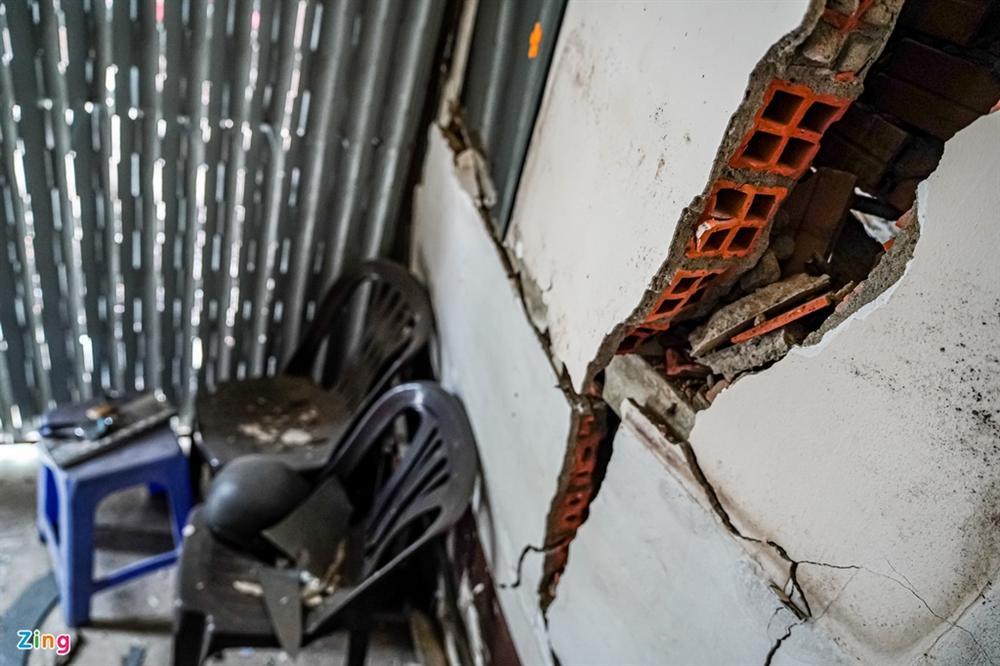 Cảnh tan hoang sau vụ nổ ở TP.HCM-4