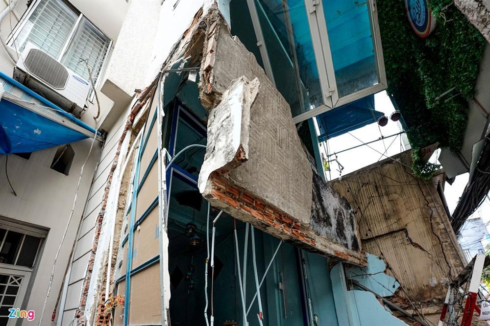 Cảnh tan hoang sau vụ nổ ở TP.HCM-9