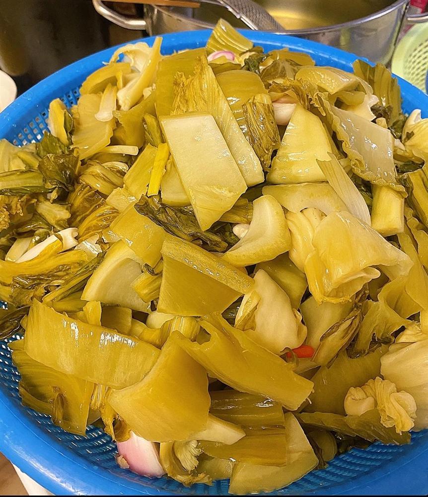 Nhanh trí học mẹ Việt ở Mỹ muối dưa chua cho ngày đông nhàn tênh mà ngon thôi rồi-2