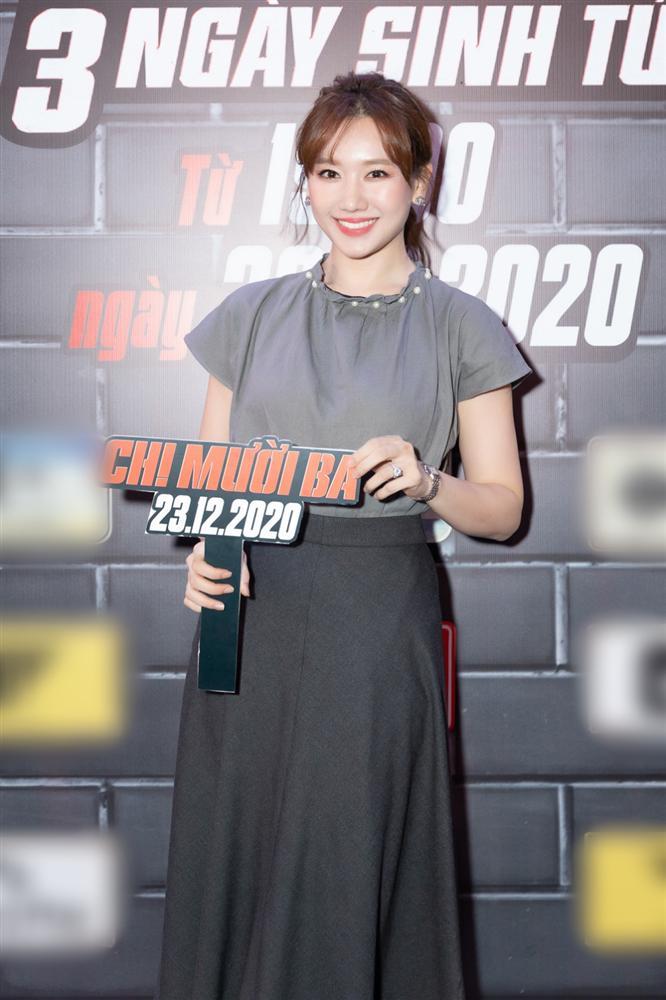 Cùng đến dự ra mắt phim Chị Mười Ba, Nam Em suýt chạm mặt Trường Giang - Nhã Phương-5