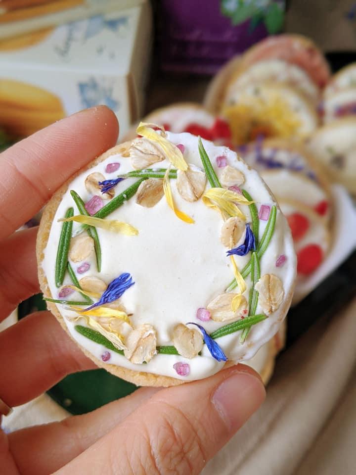 Cùng mẹ Việt ở Đức làm bánh bằng hoa quả khô tặng người thân cho lễ Giáng Sinh-4