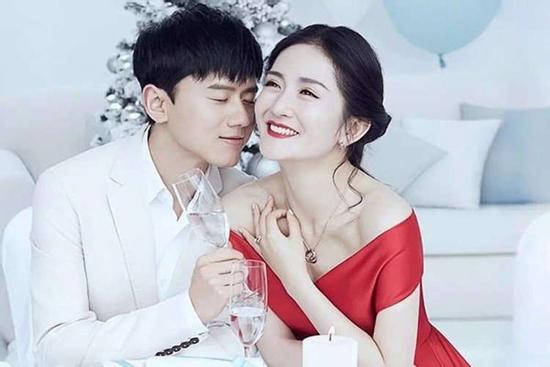 Đàn bà khôn ngoan cứ học 4 độc chiêu này, chồng 'nhạt' bỗng dưng 'lo ngay ngáy' giữ vợ