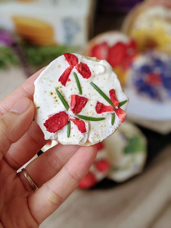 Cùng mẹ Việt ở Đức làm bánh bằng hoa quả khô tặng người thân cho lễ Giáng Sinh-8