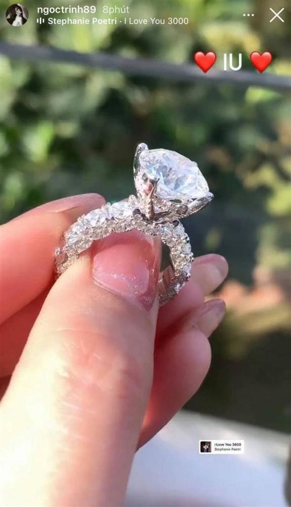 Ngọc Trinh khoe nhẫn kim cương người yêu tặng Noel khiến dân tình gato-2