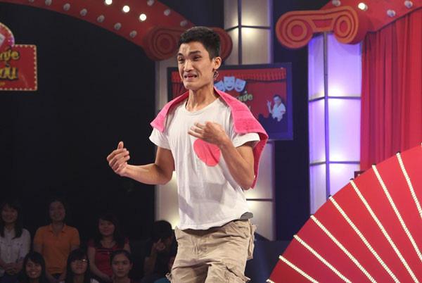 Mạc Văn Khoa khẳng định nhà tôi 3 đời đẹp trai, phản ứng fans đọc cười sái hàm-3