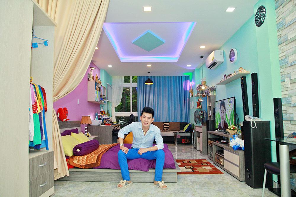 Ca sĩ Đoan Trường ở nhà trị giá 2.000 cây vàng, ăn cơm 30 nghìn đồng-1