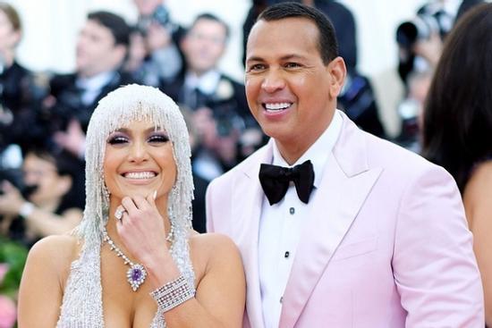 Jennifer Lopez hủy đám cưới với Alex Rodriguez