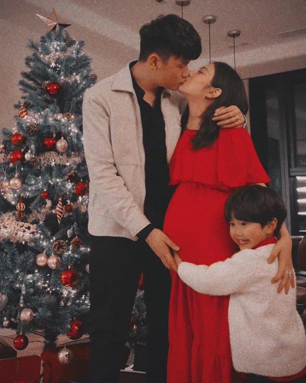Dàn sao lên đồ đỏ rực đón Noel: Xôn xao nhất là hội bạn triệu đô của Hà Tăng-10