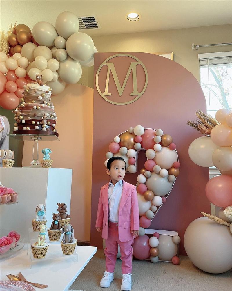 Toàn cảnh tiệc sinh nhật cổ tích của con trai Phạm Hương trên đất Mỹ-7