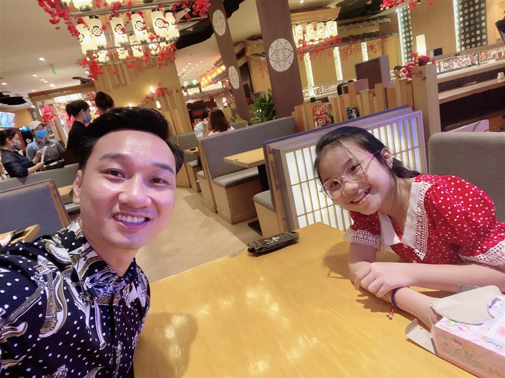 Con gái Thành Trung gây chú ý khi nhắc tới 2 em trai cùng cha khác mẹ-6