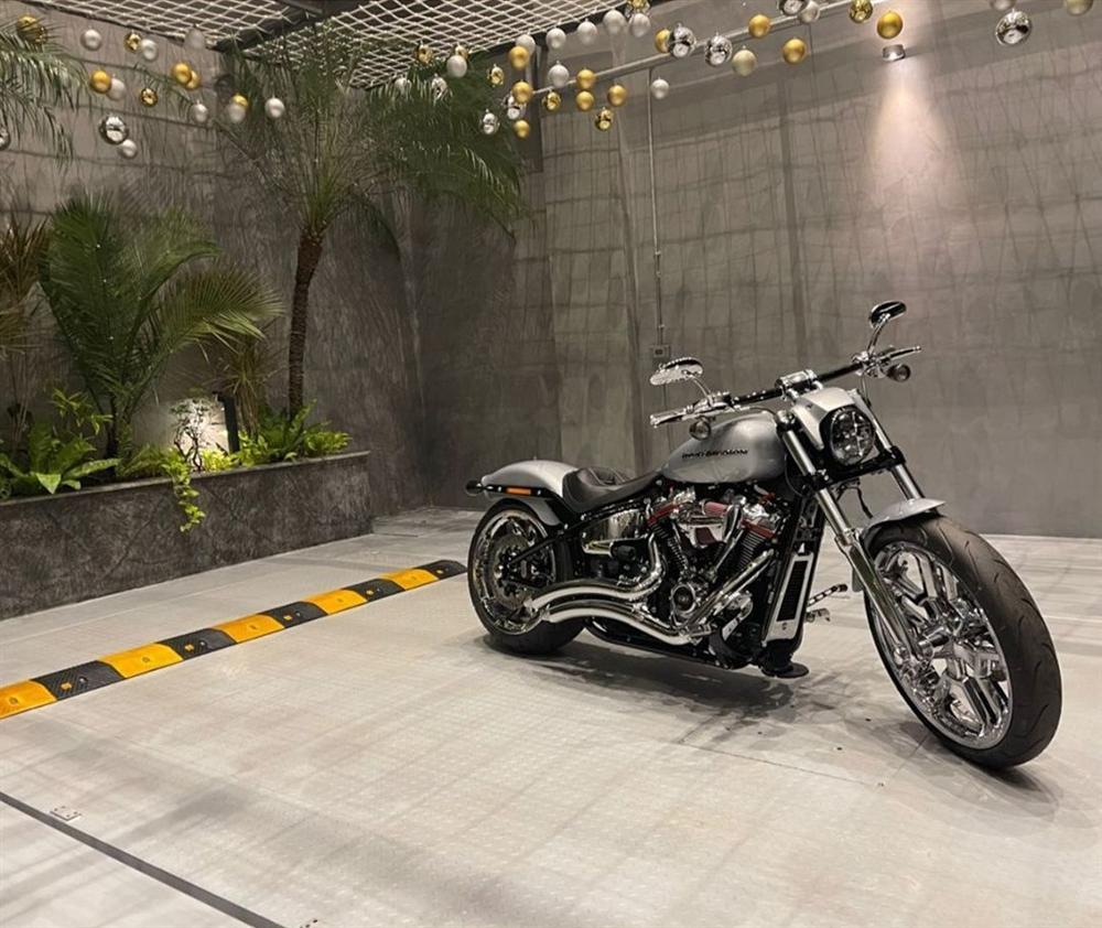 Cường Đô La khoe moto vợ vừa tặng, giá mua nghe giật mình-4