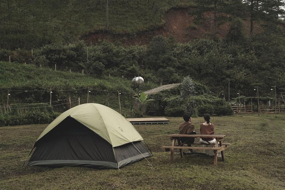 Tìm chốn yên bình ở 3 khu cắm trại giữa rừng với view siêu đẹp-10