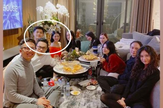 Lệ Quyên lần đầu công khai ảnh bên tình trẻ tin đồn sau 7749 'hint' hẹn hò