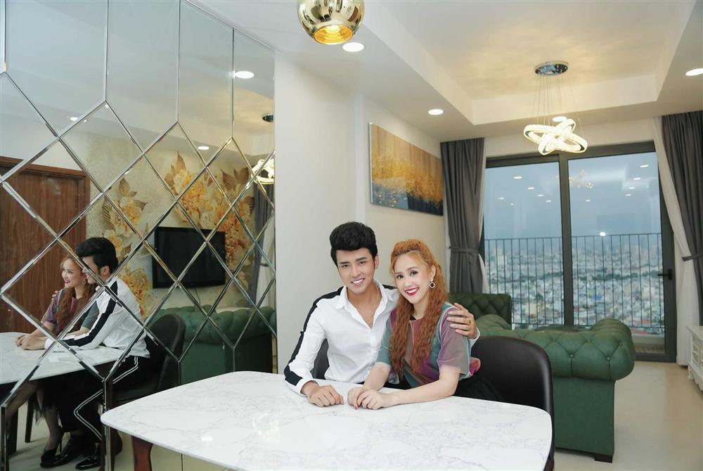 Mỹ nhân Việt dốc hầu bao mua quà tặng chồng: Ai chịu chơi nhất?-9