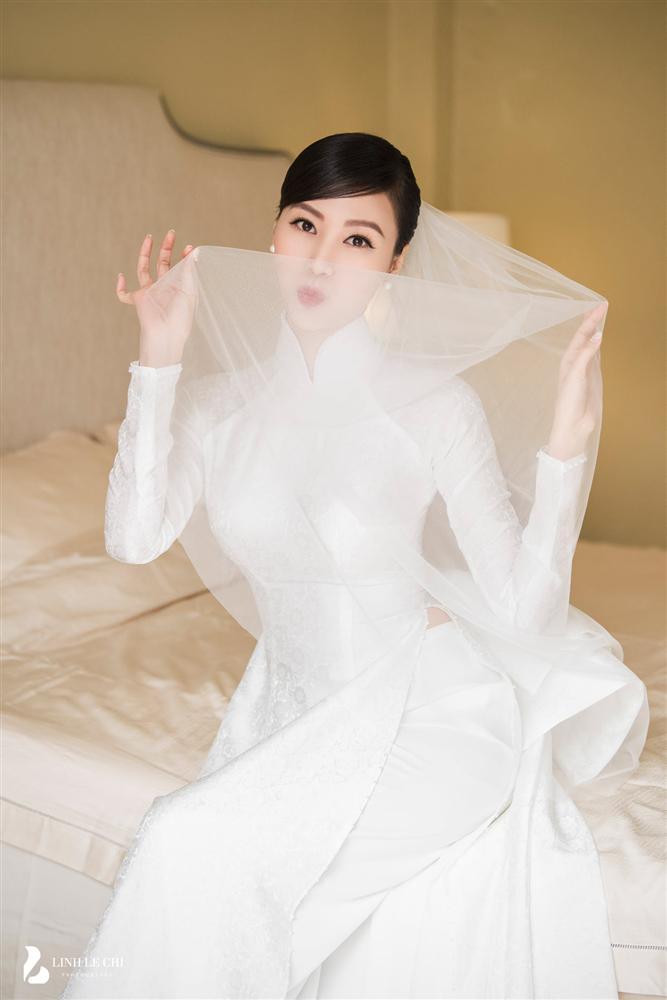 Con trai lớn tròn 1 tuổi, hot girl Người Ấy Là Ai sắp đẻ bé thứ 2-6