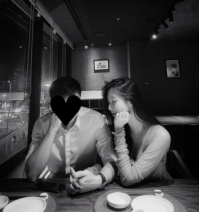 Rò rỉ loạt ảnh Vũ Ngọc Châm làm đám hỏi, quyết giấu mặt ông xã đến cùng-4