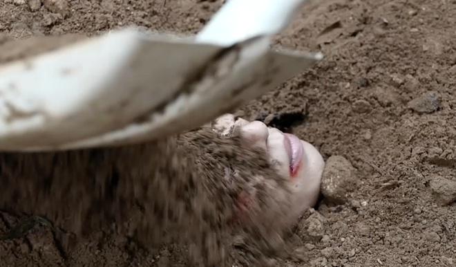 Diễn viên TVB xả thân với các cảnh quay mạo hiểm như thế nào?-8