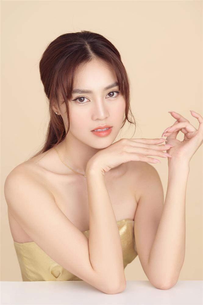 Lan Ngọc đăng loạt ảnh với ngoại hình khác lạ, anti-fan vẫn dồn dập tấn công-4