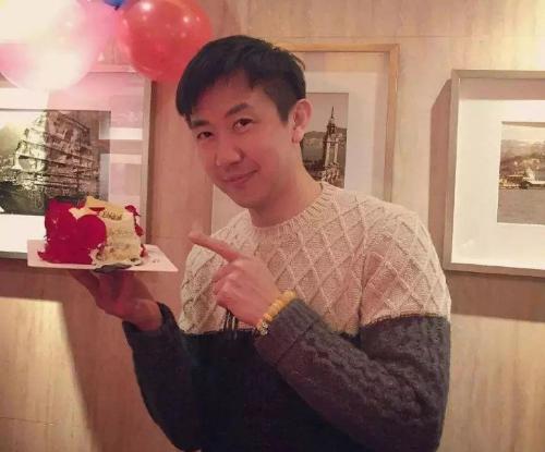 Đạo diễn đình đám xứ Trung từng bị xã hội đen đánh trọng thương bây giờ ra sao?-14