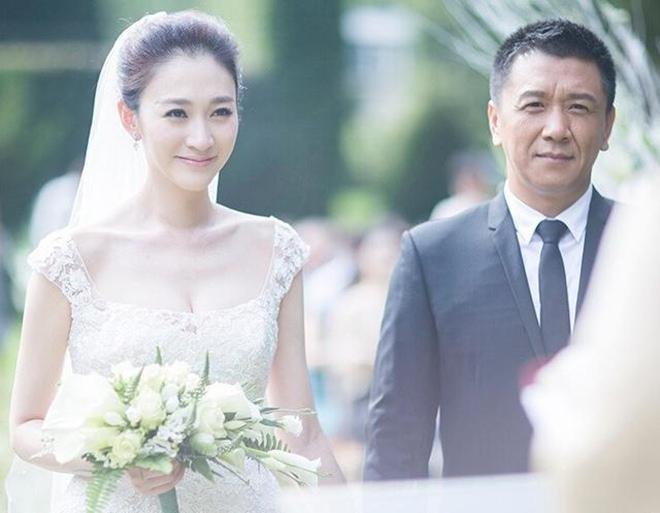 Đạo diễn đình đám xứ Trung từng bị xã hội đen đánh trọng thương bây giờ ra sao?-16