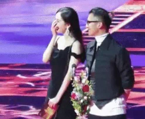 Dương Mịch bất ngờ bị gọi tên giữa lúc Tạ Đình Phong và Vương Phi bị đồn chia tay, chuyện gì đây?-2