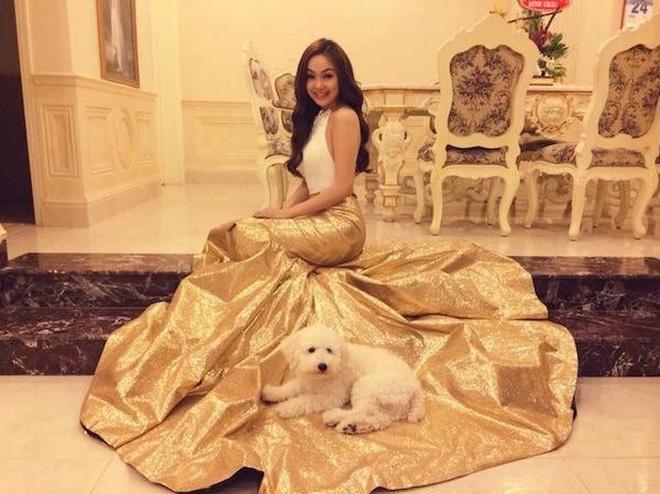 Khám phá bên trong biệt thự khủng của sao nữ đóng cảnh nóng 8 tiếng-9