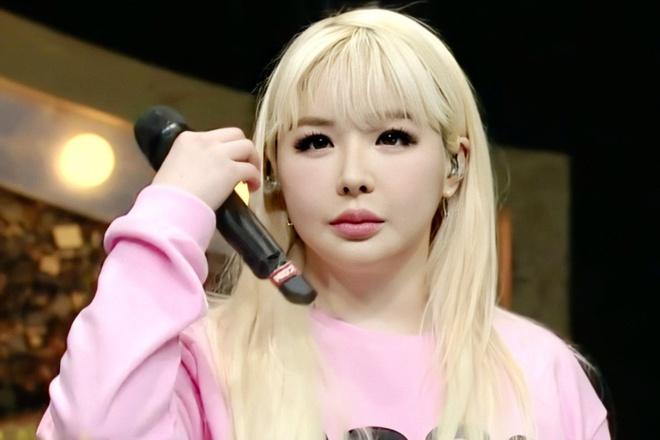 Park Bom bị quản lý quát mắng-1