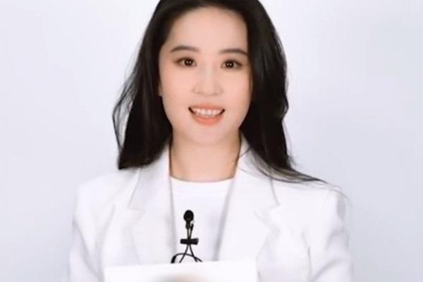 Lưu Diệc Phi bị bóc nhan sắc thật, khác xa ảnh đã photoshop-9