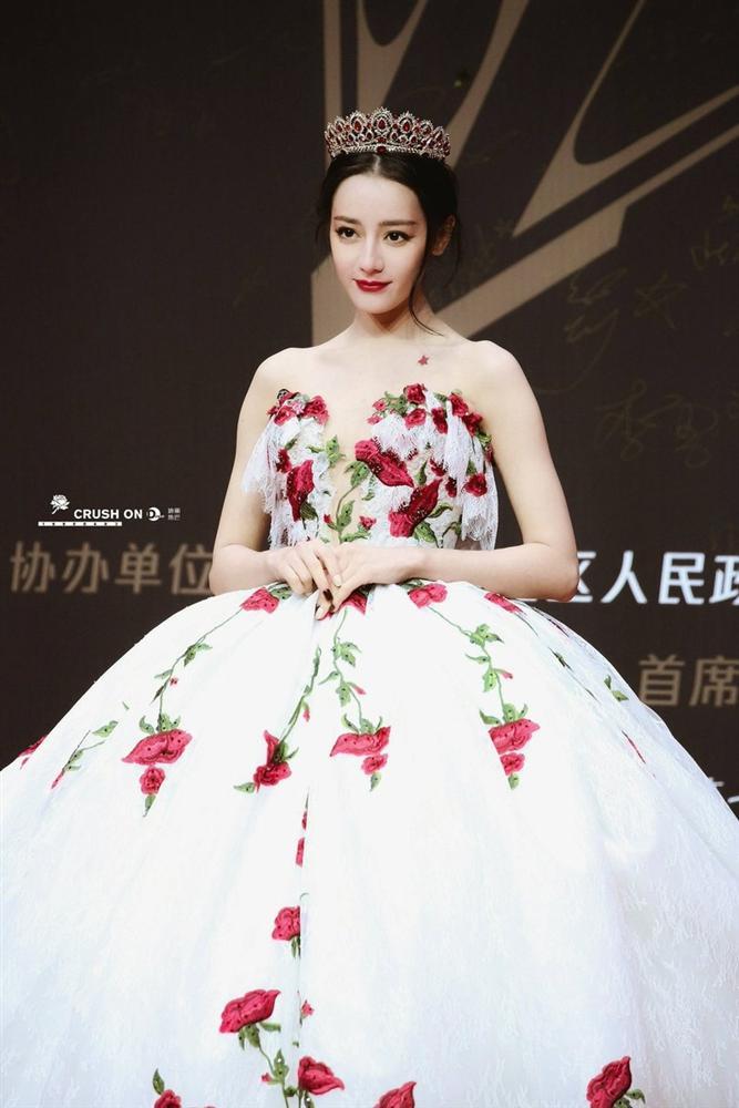 Những bộ cánh thảm đỏ đỉnh cao của mỹ nhân Hoa ngữ trong năm 2020-4