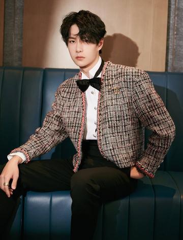 Vương Nhất Bác bị điều tra ngay ở trường quay-1