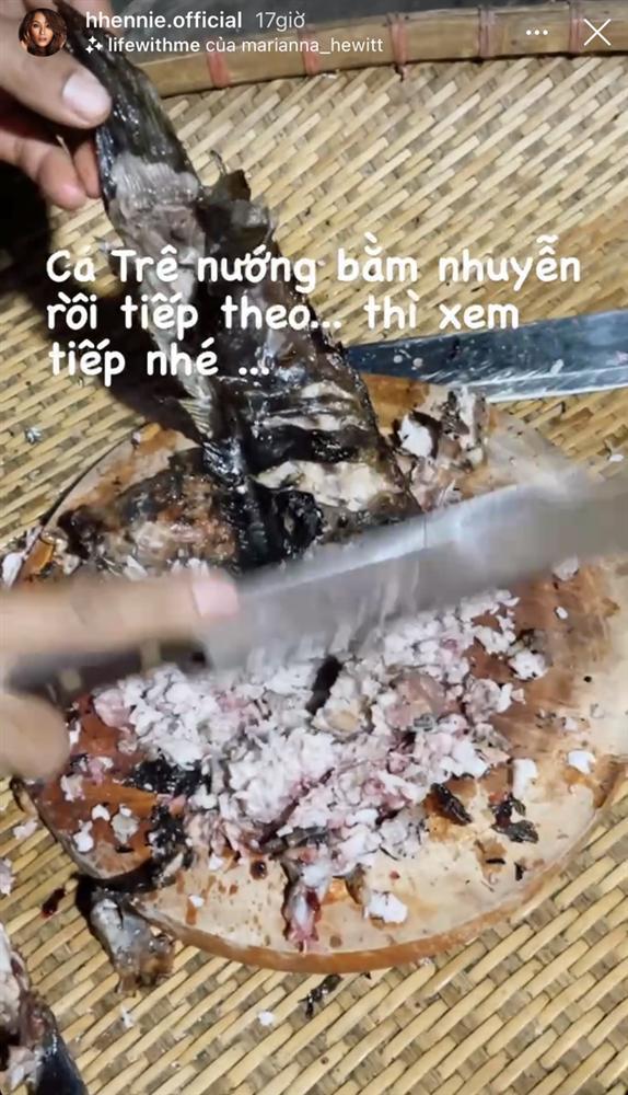 Xem nhà HHen Niê làm đồ ăn đãi khách mà mê: toàn món ăn độc lạ với trải nghiệm khó quên-3